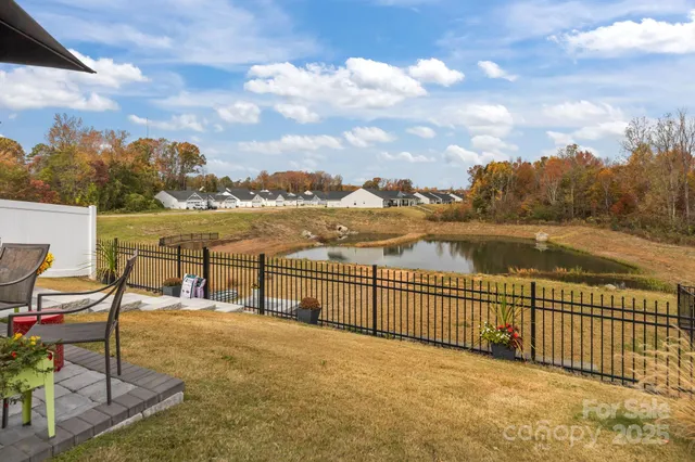 $390,000 | 4217 Jones Crk Lane, Charlotte, NC 28215