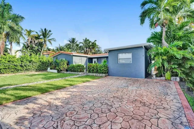 $6,995 | 1024 Northeast 4th Street, Hallandale Beach, FL 33009