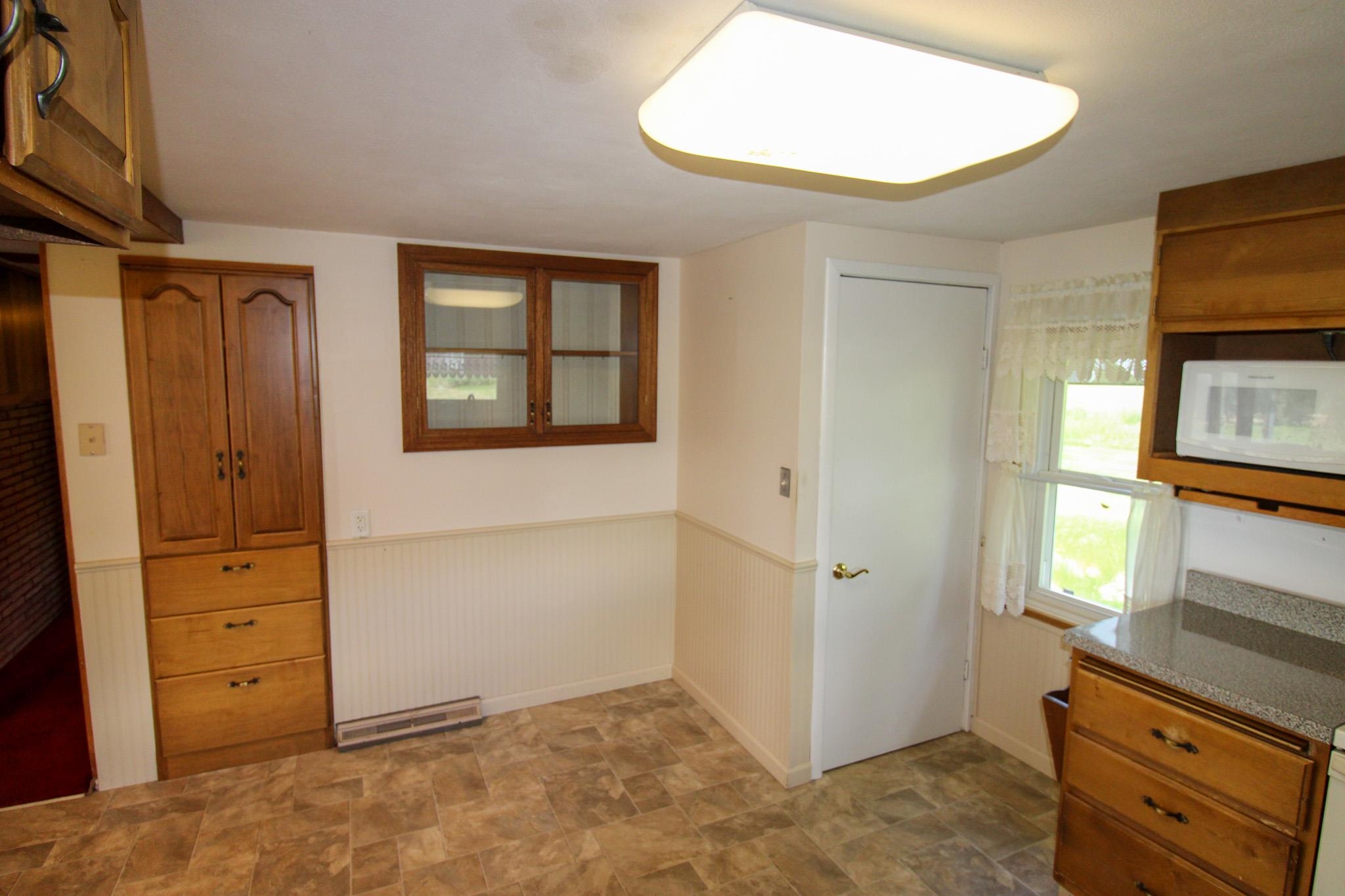 4881 A Carr Road Clayton, WA 99110 - Photo 9 of 44