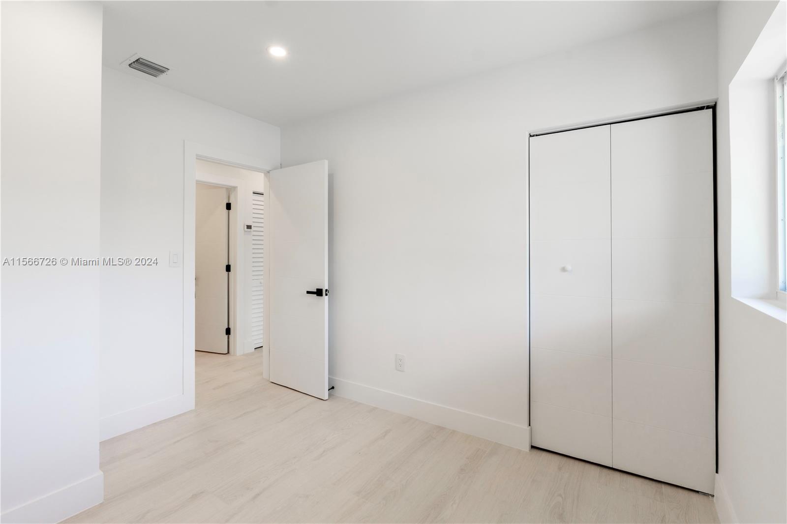 11561 Southwest 187th Street Miami, FL 33157 - Photo 18 of 35