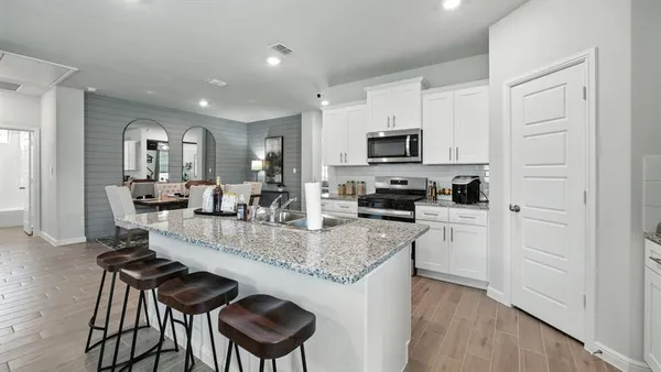 $352,145 | 1211 Patti Lane, Decatur, TX 76234
