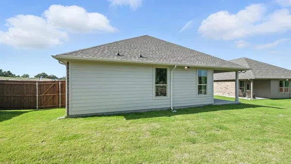 $352,145 | 1211 Patti Lane, Decatur, TX 76234