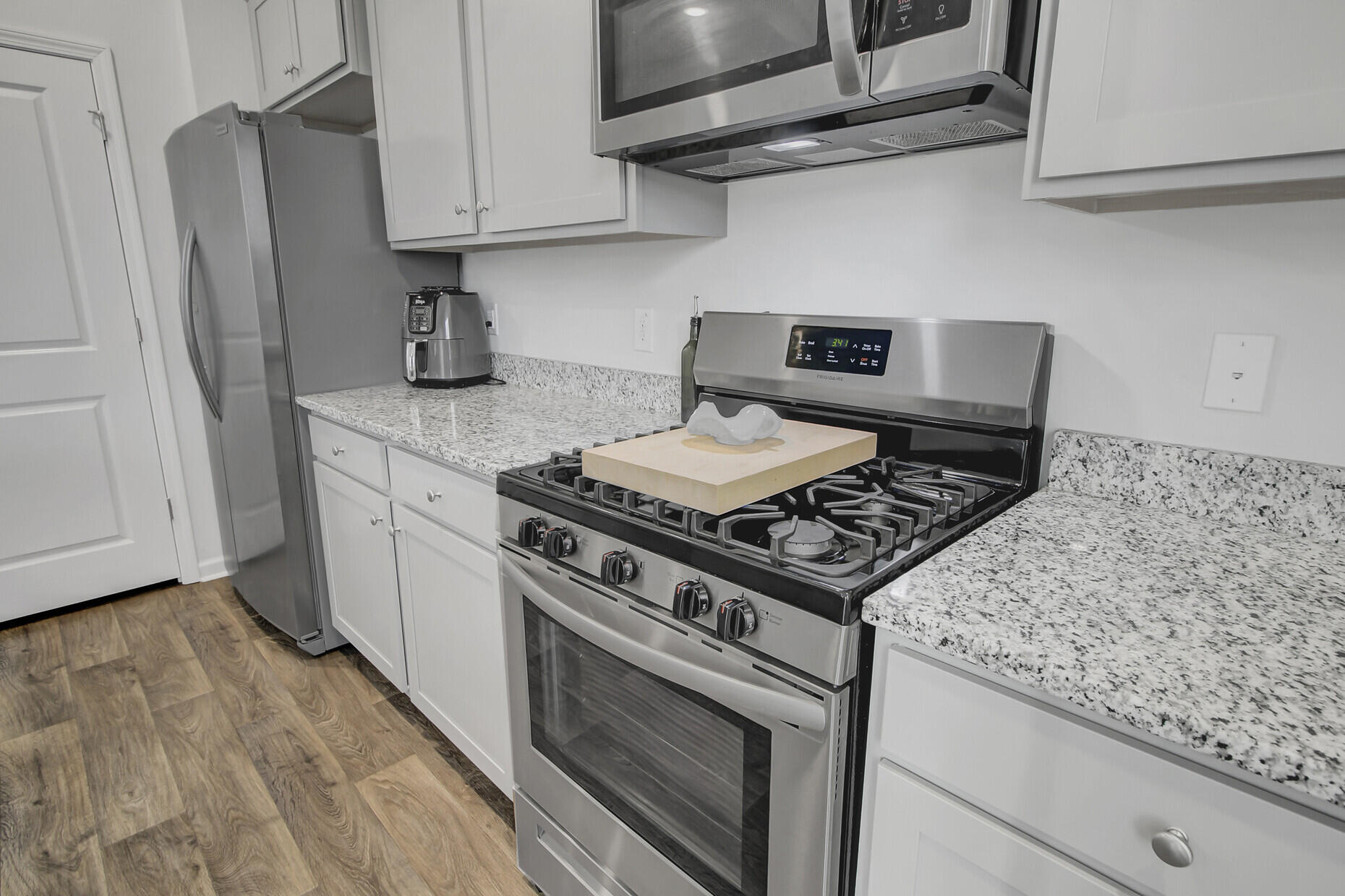 9655 Brandishing Road Ladson, SC 29456 - Photo 15 of 41 Kitchen
