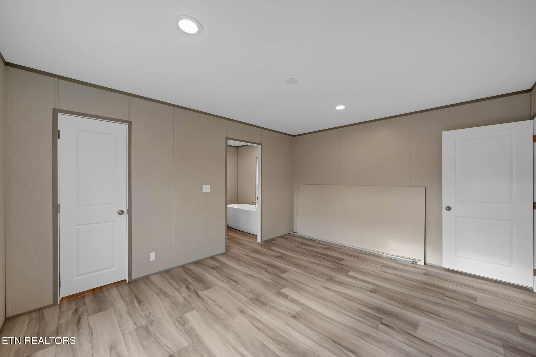 182 Tazewell Pike Luttrell, TN 37779 - Photo 11 of 23 Primary Suite