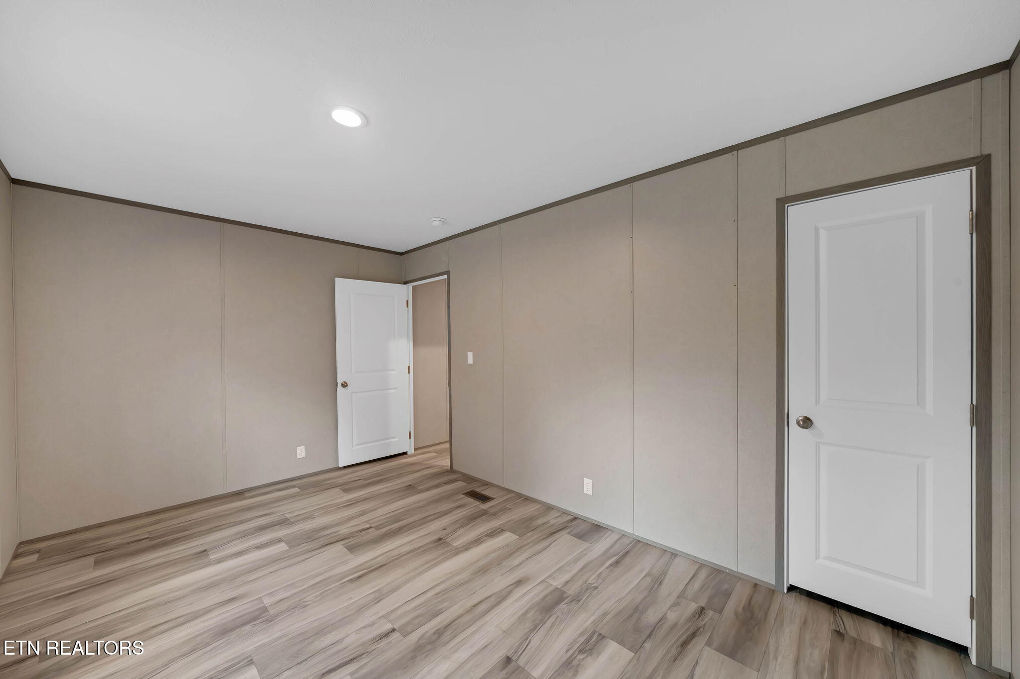 182 Tazewell Pike Luttrell, TN 37779 - Photo 14 of 23 Bedroom 3