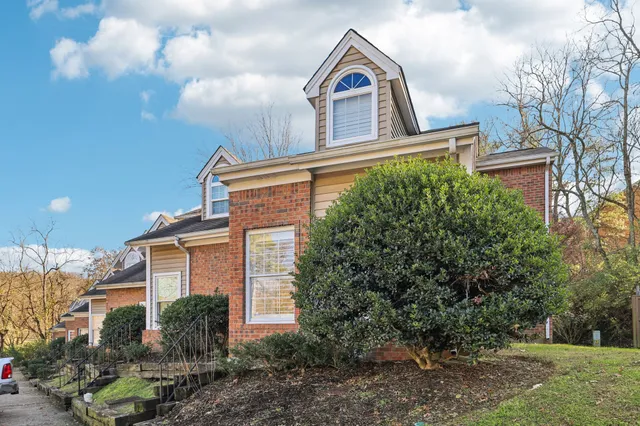$320,000 | 426 English Ivy Drive, Nashville, TN 37211