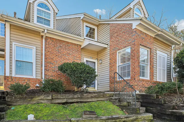 $320,000 | 426 English Ivy Drive, Nashville, TN 37211