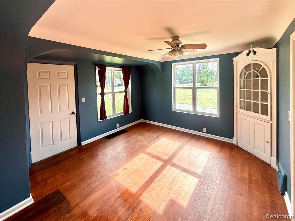 5388 Davison Road Lapeer, MI 48446 - Photo 2 of 10