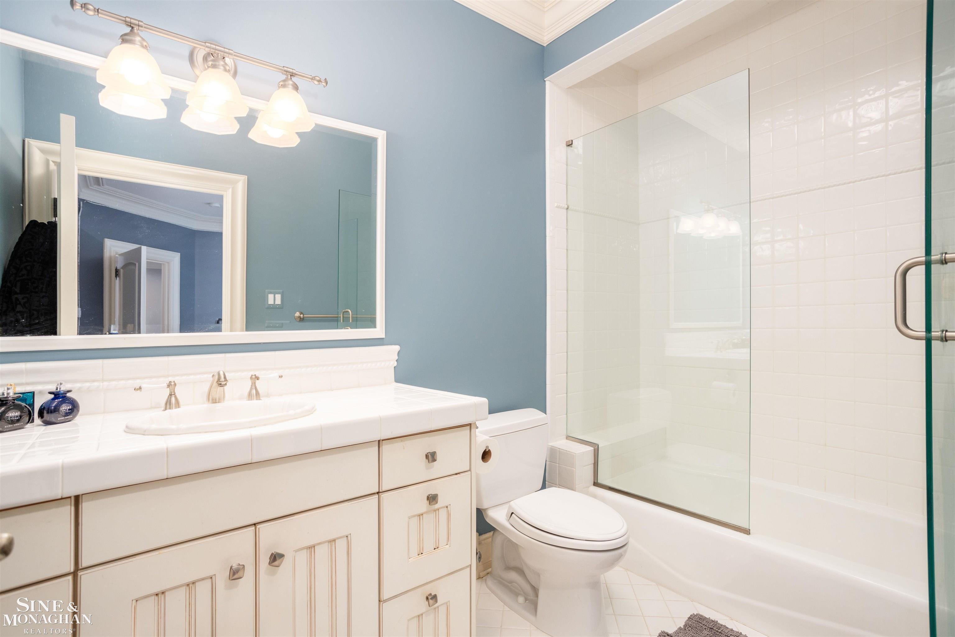41 Renaud Road Grosse Pointe, MI 48236 - Photo 51 of 94 50163153-19375649-2E4D-4D89-9A87-FE7C60E5E215.JPG
