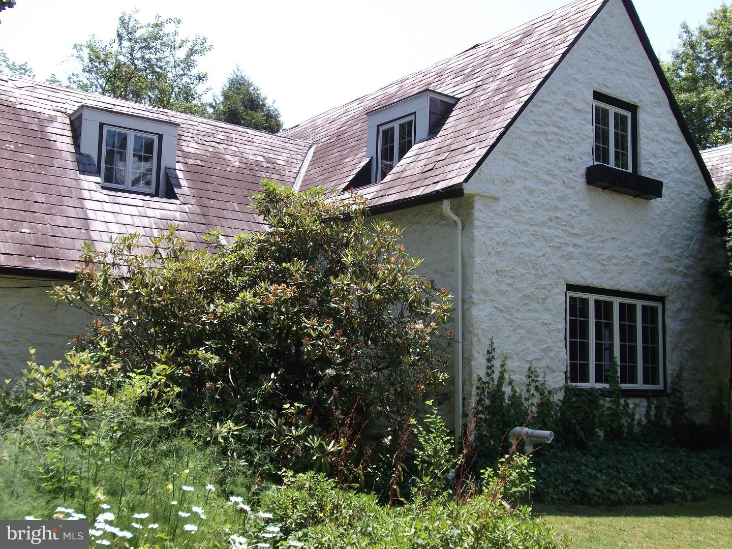 Exterior Side