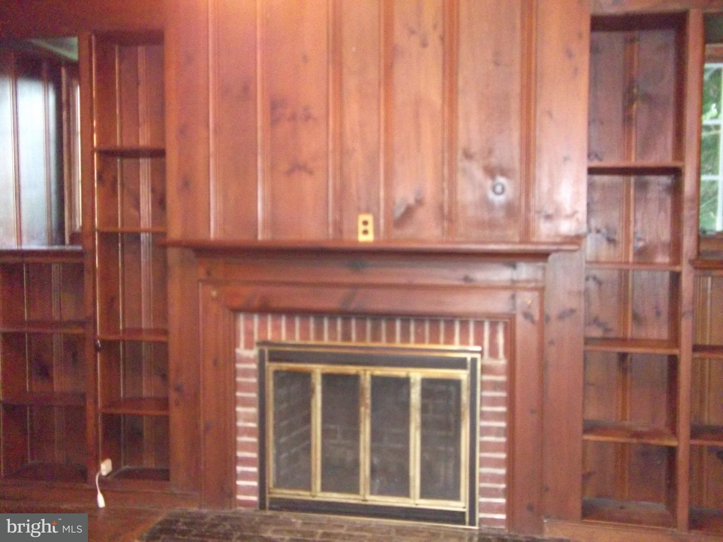 237 North Bent Road Wyncote, PA 19095 - Photo 19 of 25 Family Room