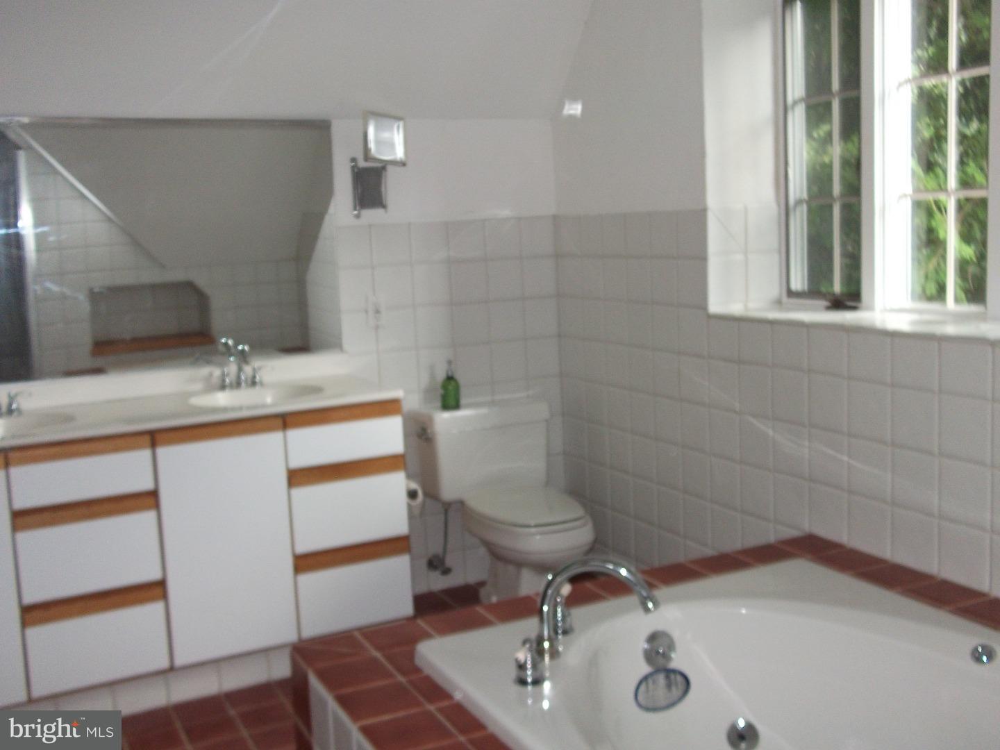 237 North Bent Road Wyncote, PA 19095 - Photo 23 of 25 Master Bathroom