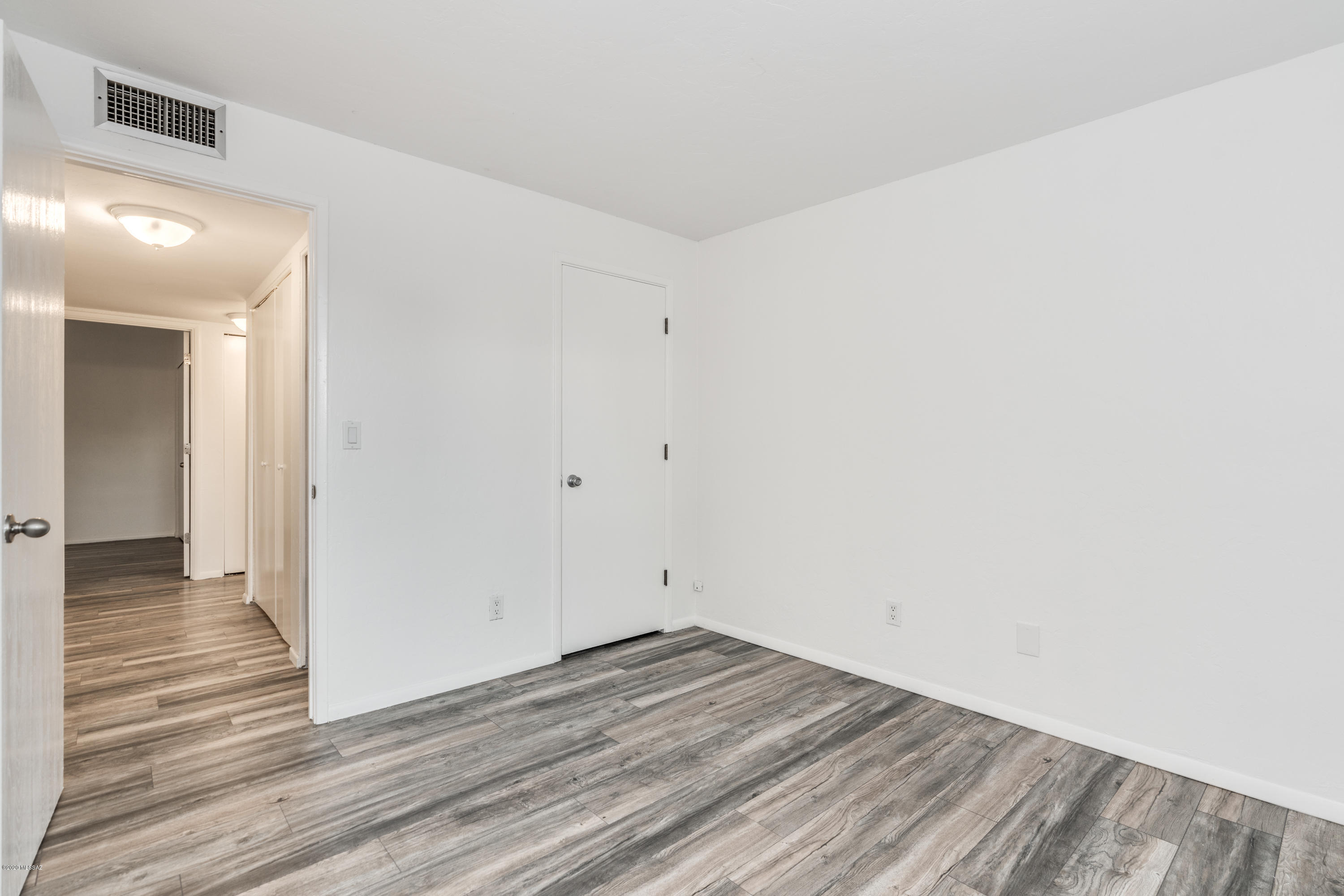 1327 South Wright Road Tucson, AZ 85713 - Photo 31 of 42
