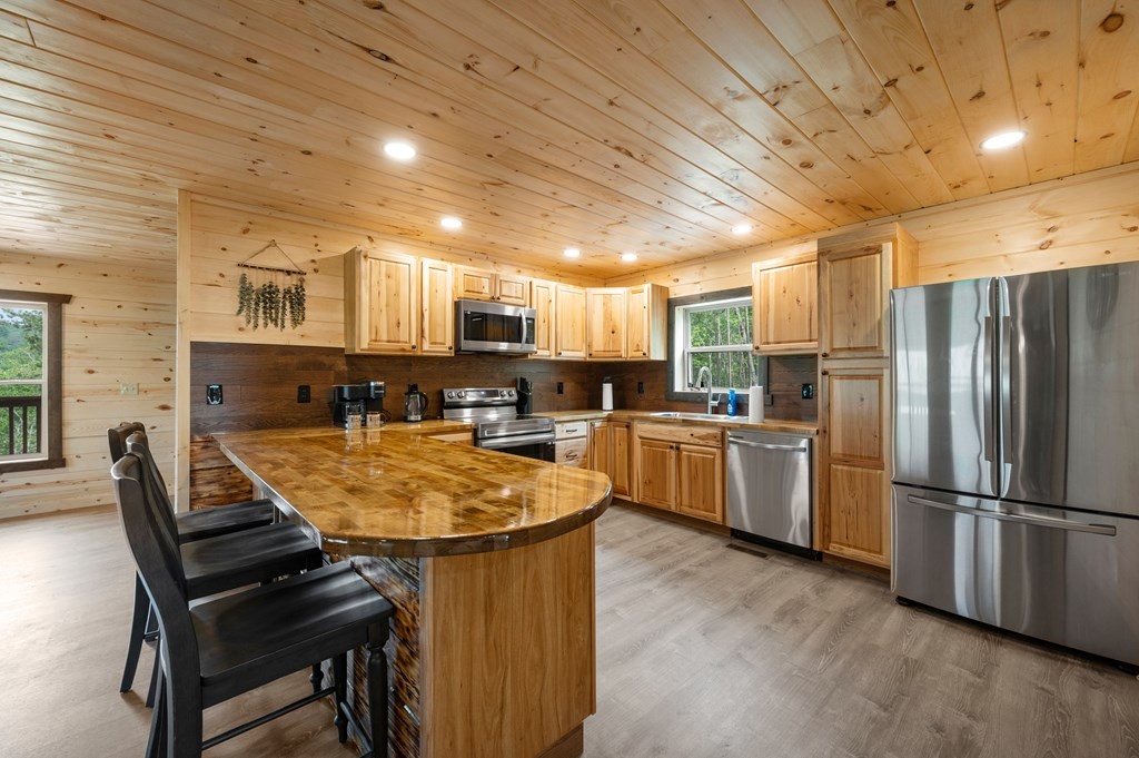 1044 Laurel Lick Road Pigeon Forge, TN 37862 - Photo 16 of 25 Gallery Image 16
