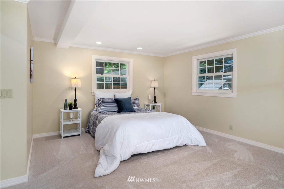4536 Southwest Director Street Seattle, WA 98136 - Photo 18 of 40 Gallery Image 18