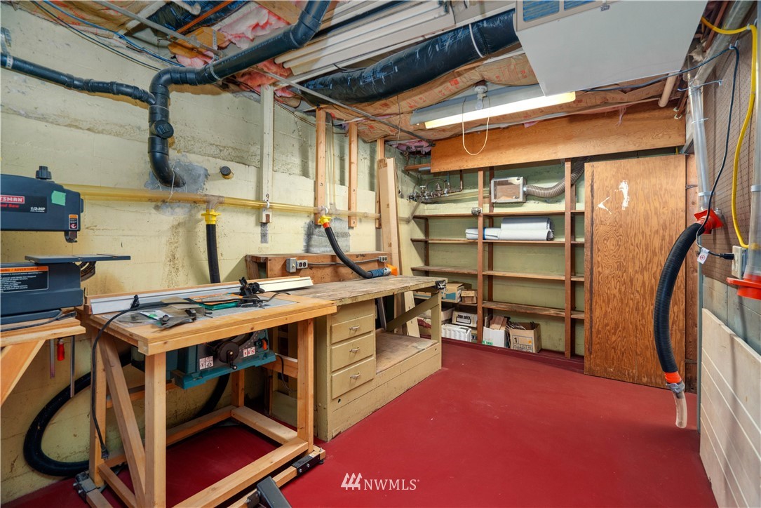 4536 Southwest Director Street Seattle, WA 98136 - Photo 35 of 40 Gallery Image 35