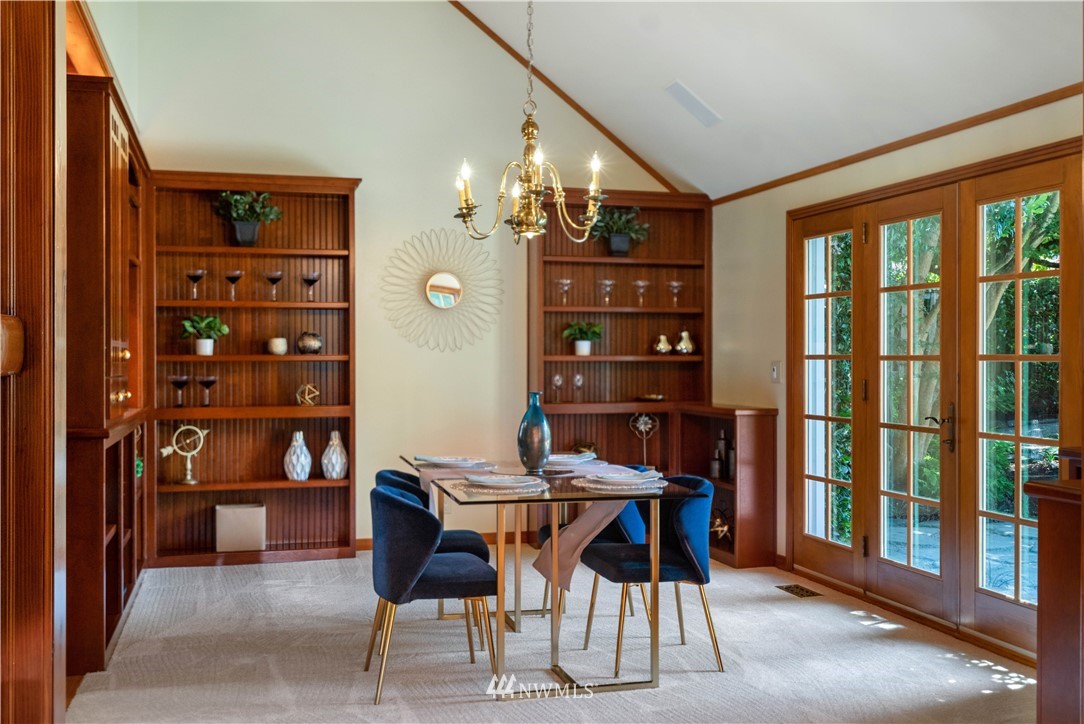 4536 Southwest Director Street Seattle, WA 98136 - Photo 10 of 40 Gallery Image 10