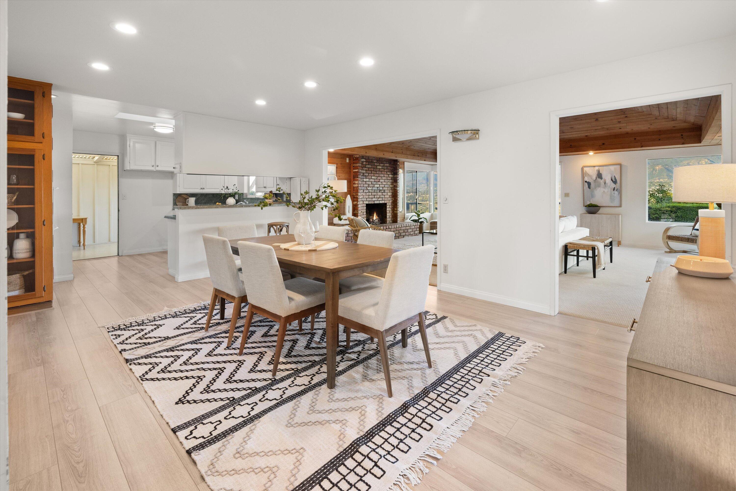 1638 La Coronilla Drive Santa Barbara, CA 93109 - Photo 18 of 41 Dining Room