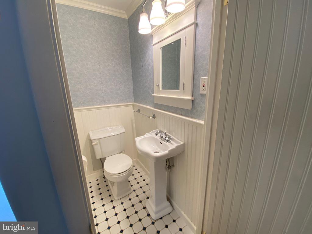 1618 Lambeth Road Lancaster, PA 17601 - Photo 10 of 14