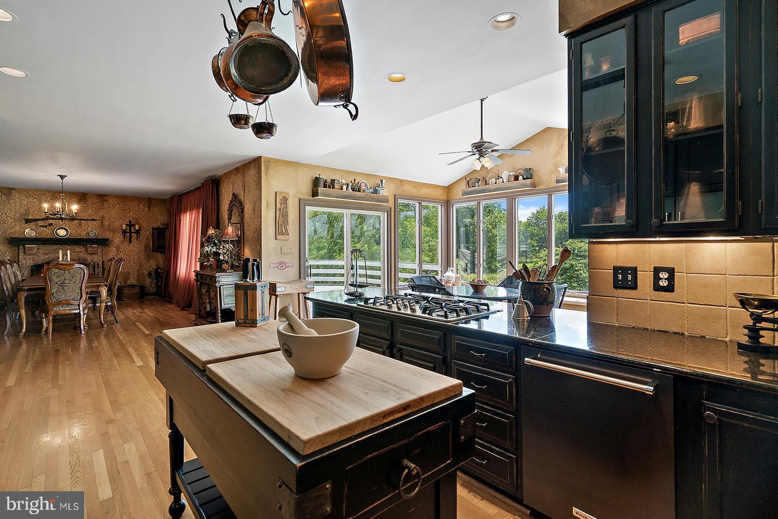 35361 Paxson Road Round Hill, VA 20141 - Photo 30 of 30 open floor plan