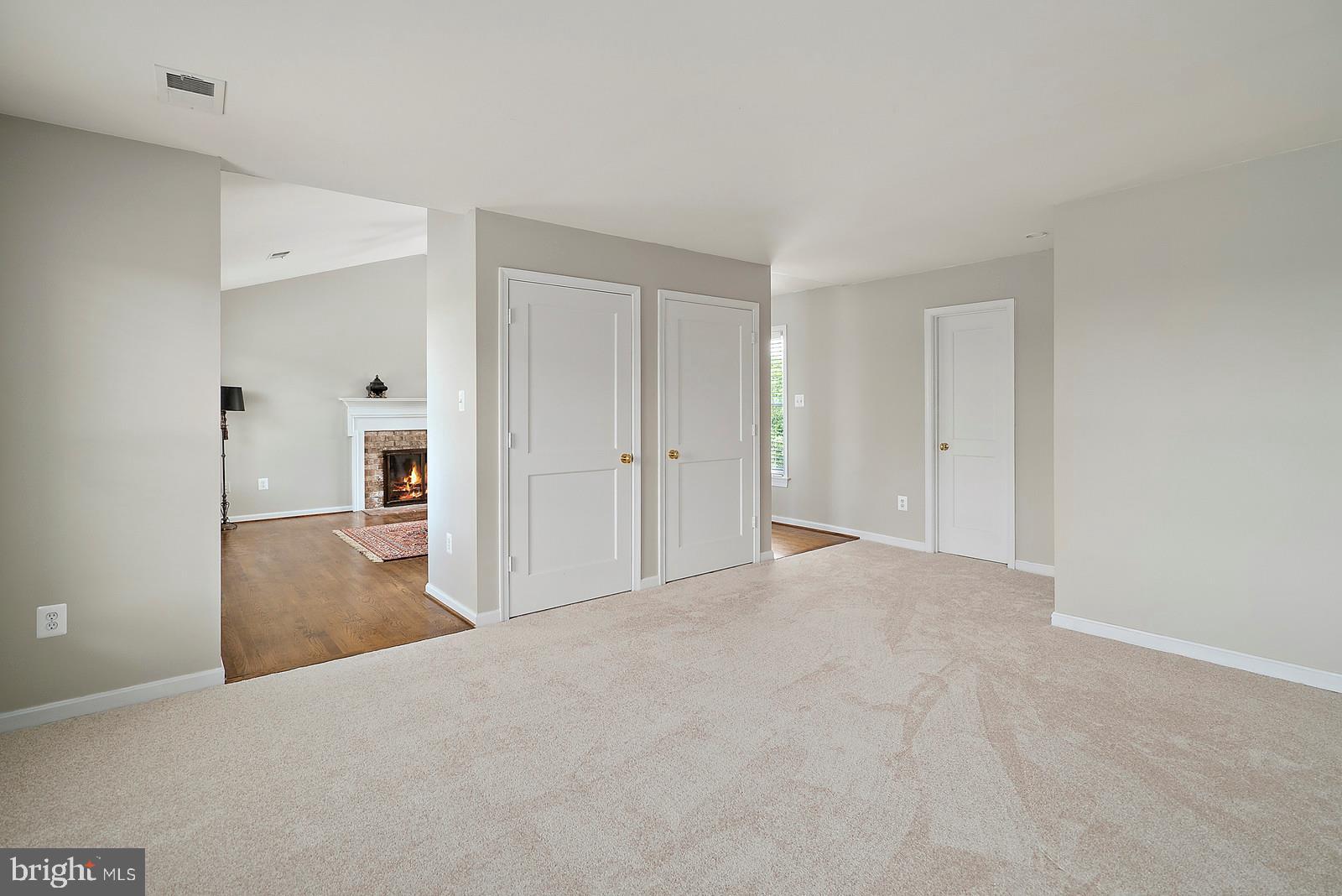 35361 Paxson Road Round Hill, VA 20141 - Photo 17 of 30 Master Bedroom Sitting area