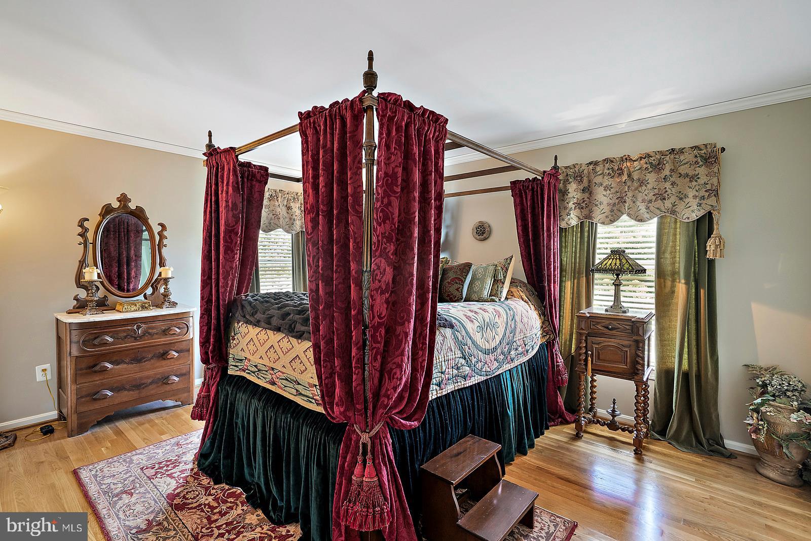35361 Paxson Road Round Hill, VA 20141 - Photo 22 of 30 2nd bedroom with a private bath