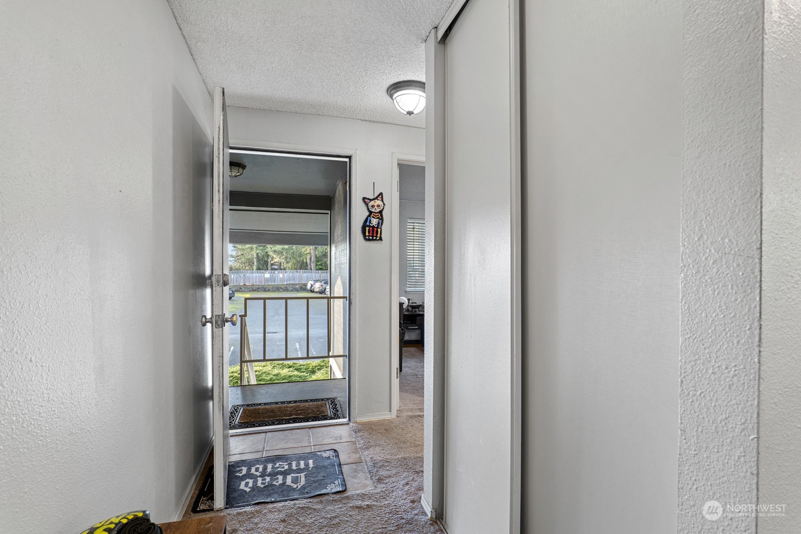 7421 212th Street Southwest, Unit 14 Edmonds, WA 98026 - Photo 7 of 17