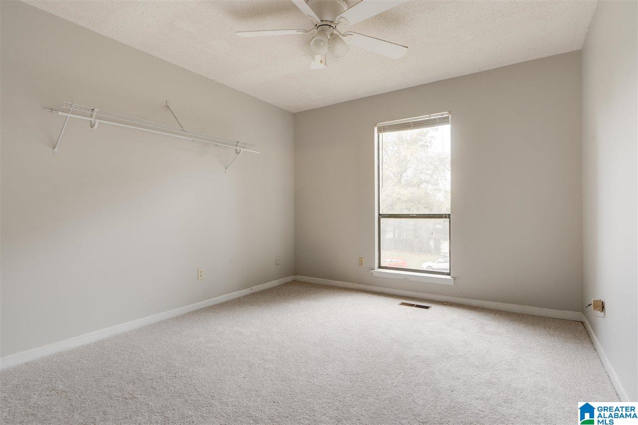 705 Colonial Drive Alabaster, AL 35007 - Photo 13 of 23