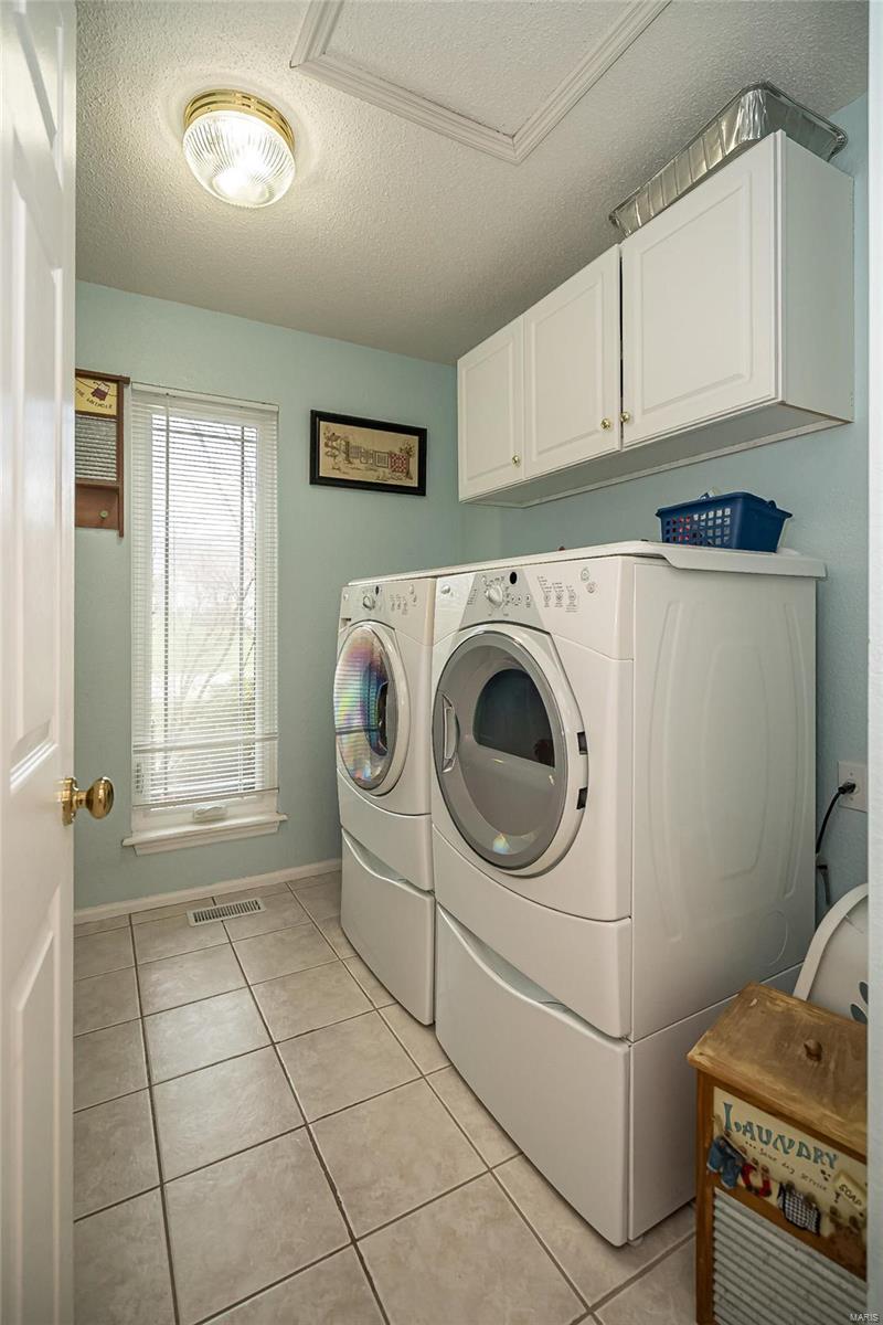 1421 Granite Ridge Drive St. Peters, MO 63303 - Photo 15 of 32