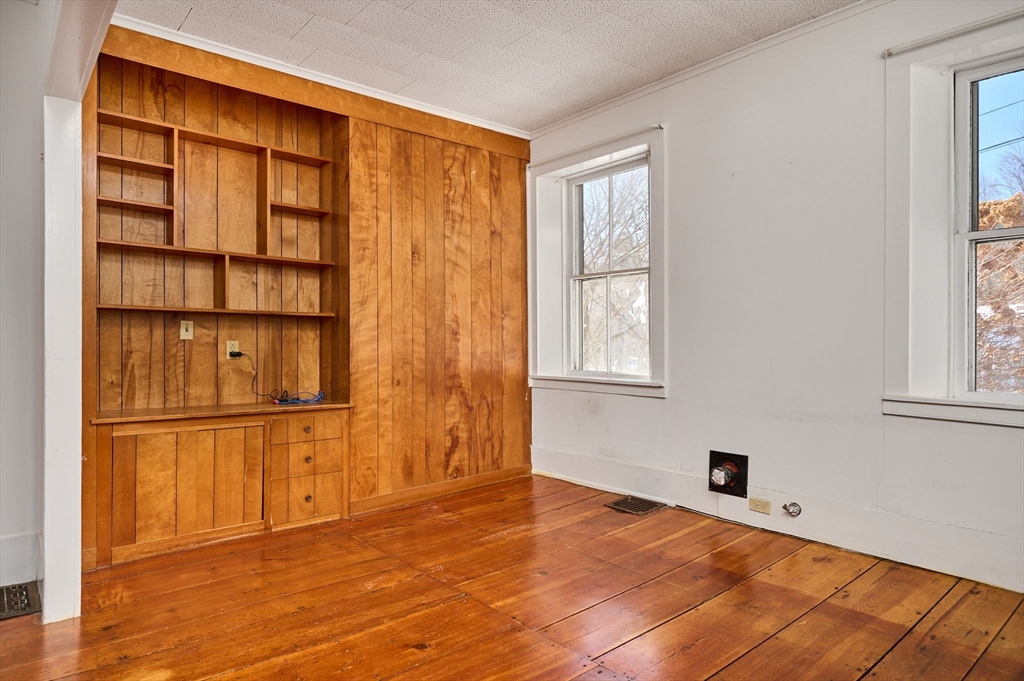 100 Depot Road Leverett, MA 01054 - Photo 12 of 38