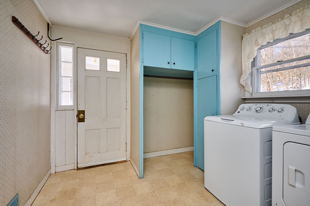 100 Depot Road Leverett, MA 01054 - Photo 9 of 38