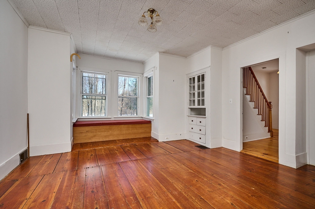 100 Depot Road Leverett, MA 01054 - Photo 10 of 38