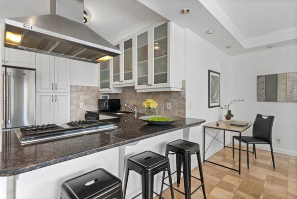 65 East India Row, Unit 26H Boston, MA 02110 - Photo 6 of 16