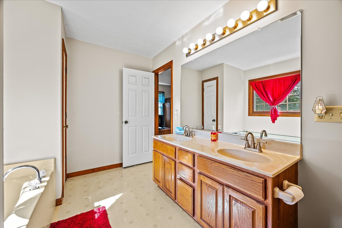 1101 Turtle Creek Normal, IL 61761 - Photo 17 of 39