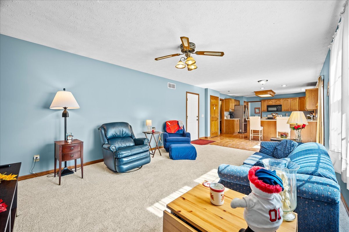 1101 Turtle Creek Normal, IL 61761 - Photo 6 of 39