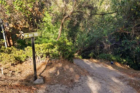 $1,585,000 | 224 Tumble Creek Lane, Fallbrook, CA 92028