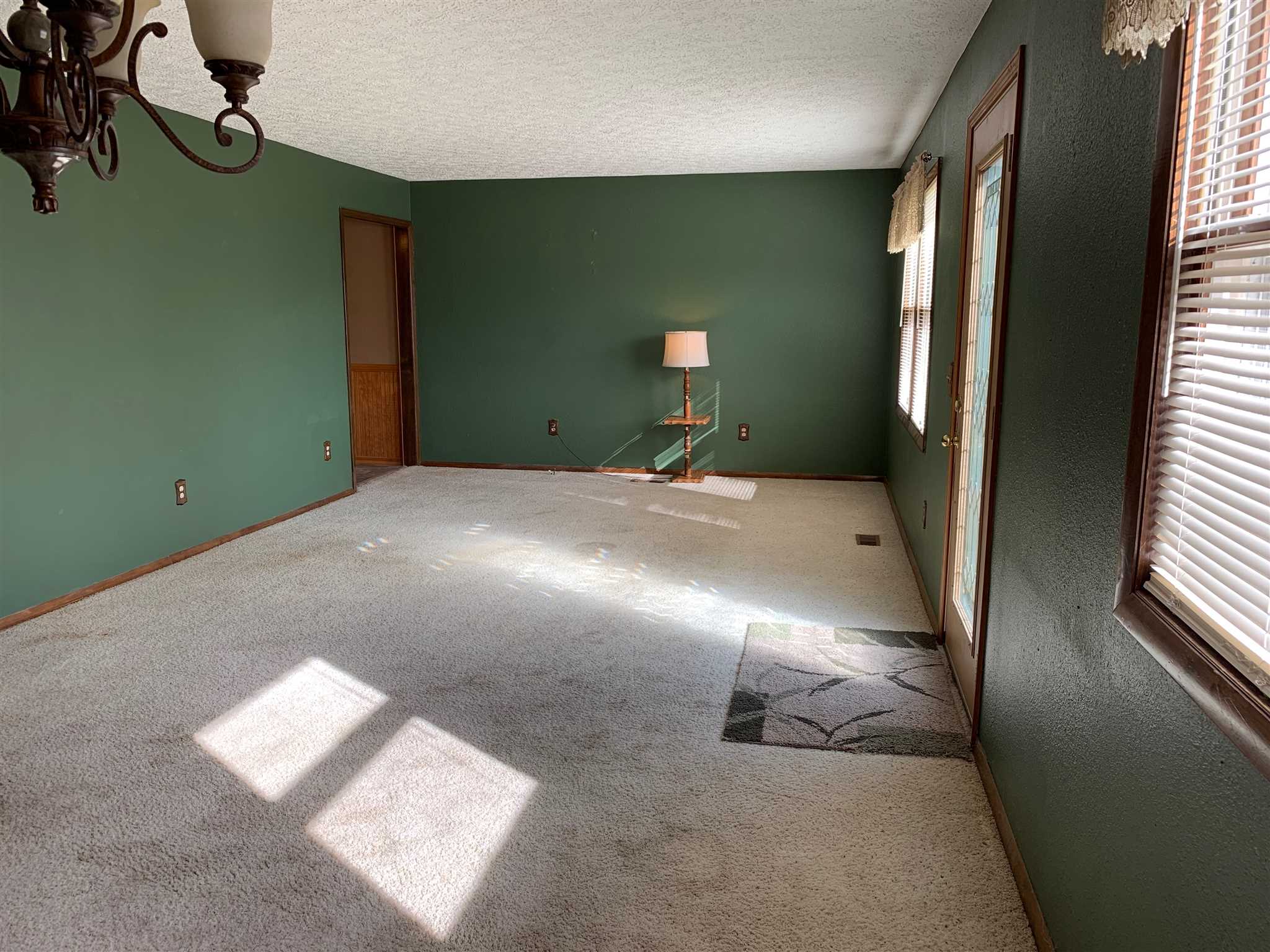 2634 Mt Pleasant Road Bedford, IN 47421 - Photo 3 of 34