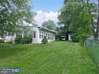 59 MacIntosh Road Levittown, PA 19056 - Photo 3 of 12 Exterior Side