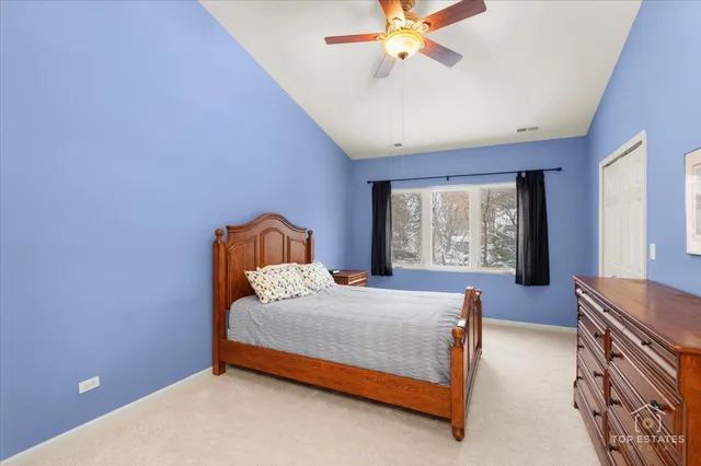 $364,900 | 1631 Pauline Circle, Mundelein, IL 60060