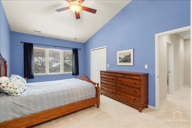 $364,900 | 1631 Pauline Circle, Mundelein, IL 60060