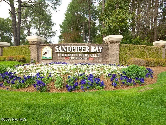$264,900 | 928 Great Egret Circle Southwest, Unit 4, Sunset Beach, NC 28468