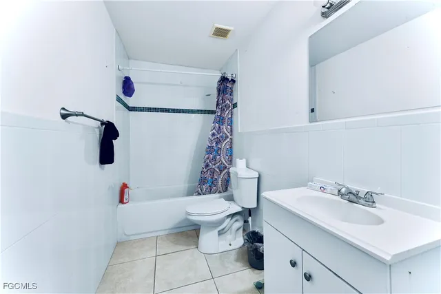 $389,900 | 772-774 Holmes Avenue, Lehigh Acres, FL 33974