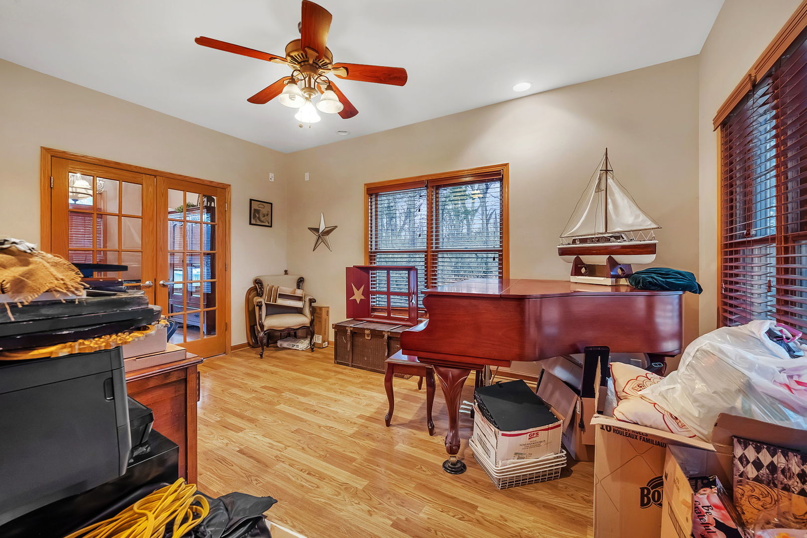 36963 Irish Lane Custer Park, IL 60481 - Photo 15 of 49 a living room with furniture and wooden floor