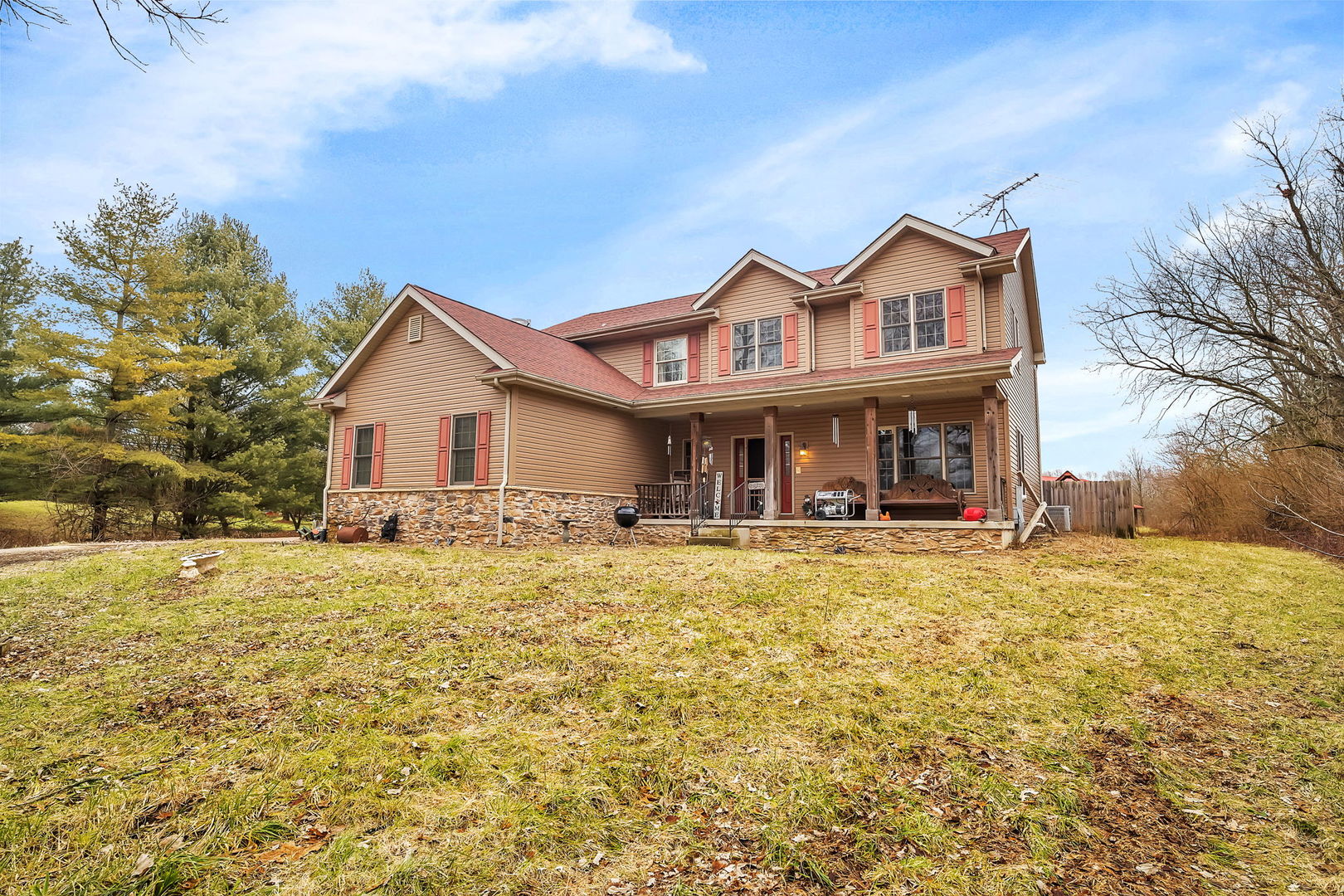 36963 Irish Lane Custer Park, IL 60481 - Photo 49 of 49 a front view of a house with a yard and garage