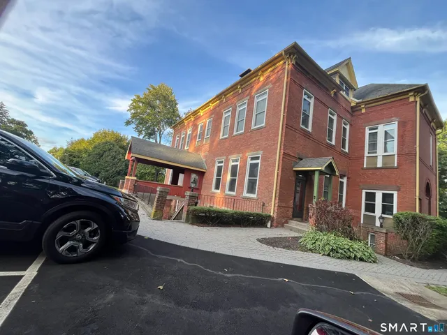 $1,500 | 58 Woodley Court, Unit 13, Meriden, CT 06450