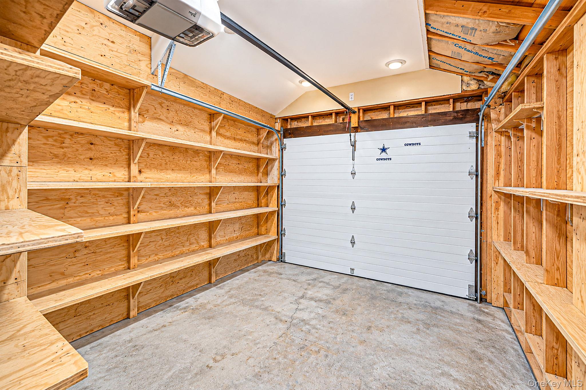 16 Salem Road Hicksville, NY 11801 - Photo 36 of 50 Gallery Image 36