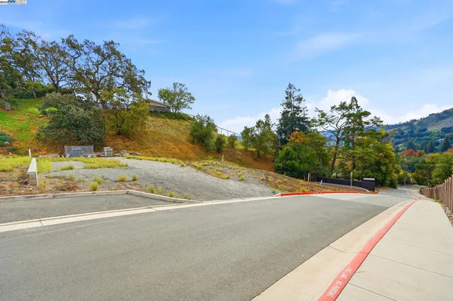 a view of a basketball court