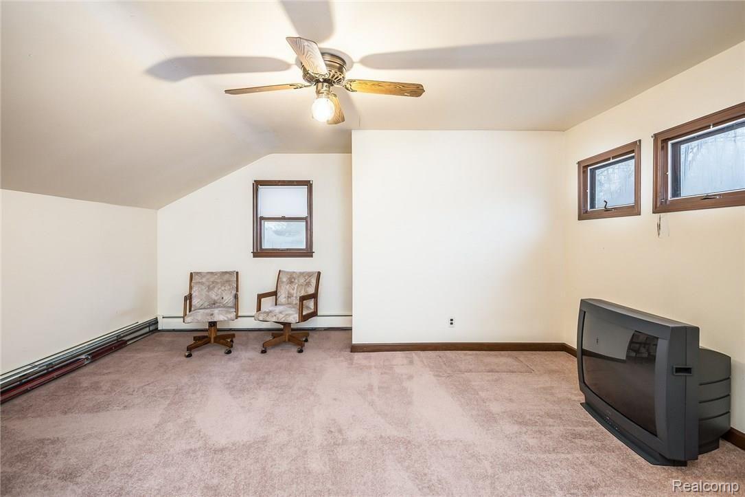 17548 Inkster Road Redford, MI 48240 - Photo 13 of 28 032-3639658-medium.jpg