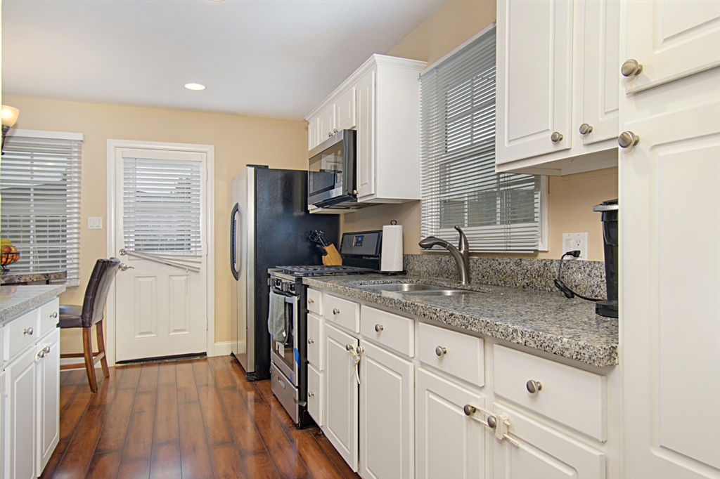 13909 Powers Road Poway, CA 92064 - Photo 12 of 24