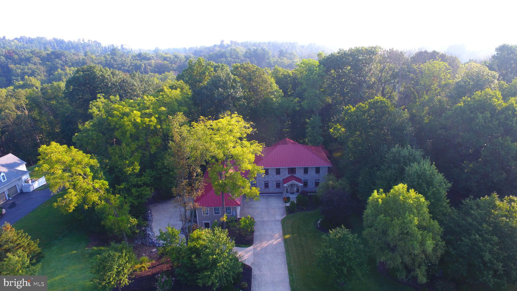 110 Wheatland Road Lewisberry, PA 17339 - Photo 2 of 26 Gallery Image 2